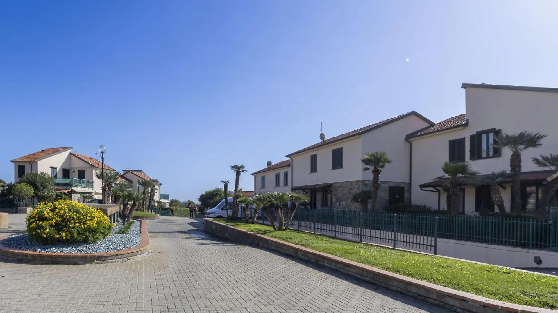 Apartment Le Margherite - Slr259 By Interhome Costarainera